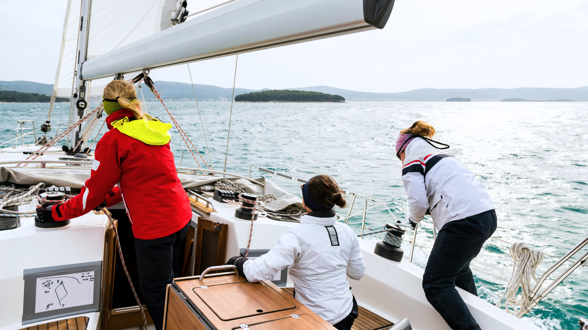 Women in sailing pertanaires soutien naviguer